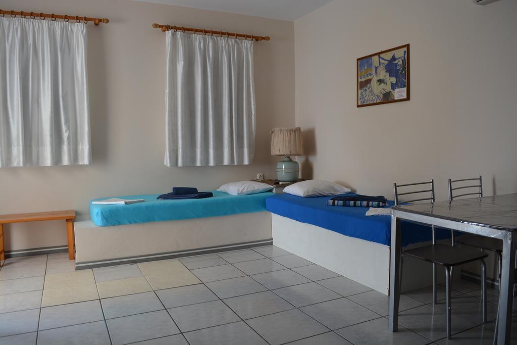 Iro Apartments Paralia Agias Foteinis Exterior foto